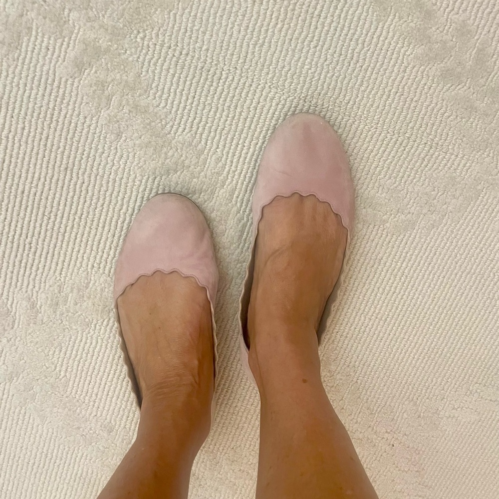 Chloe | Suede Scalloped Light Pink Suede Flats size 8 - Picture 5 of 6